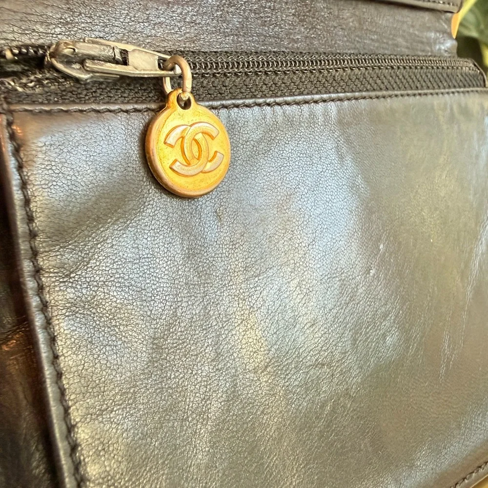 Chanel ‘Classic Flap wallet’ - Picture 14 of 16